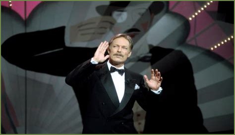 Richard Chamberlain's Current Relationship Status Revealed